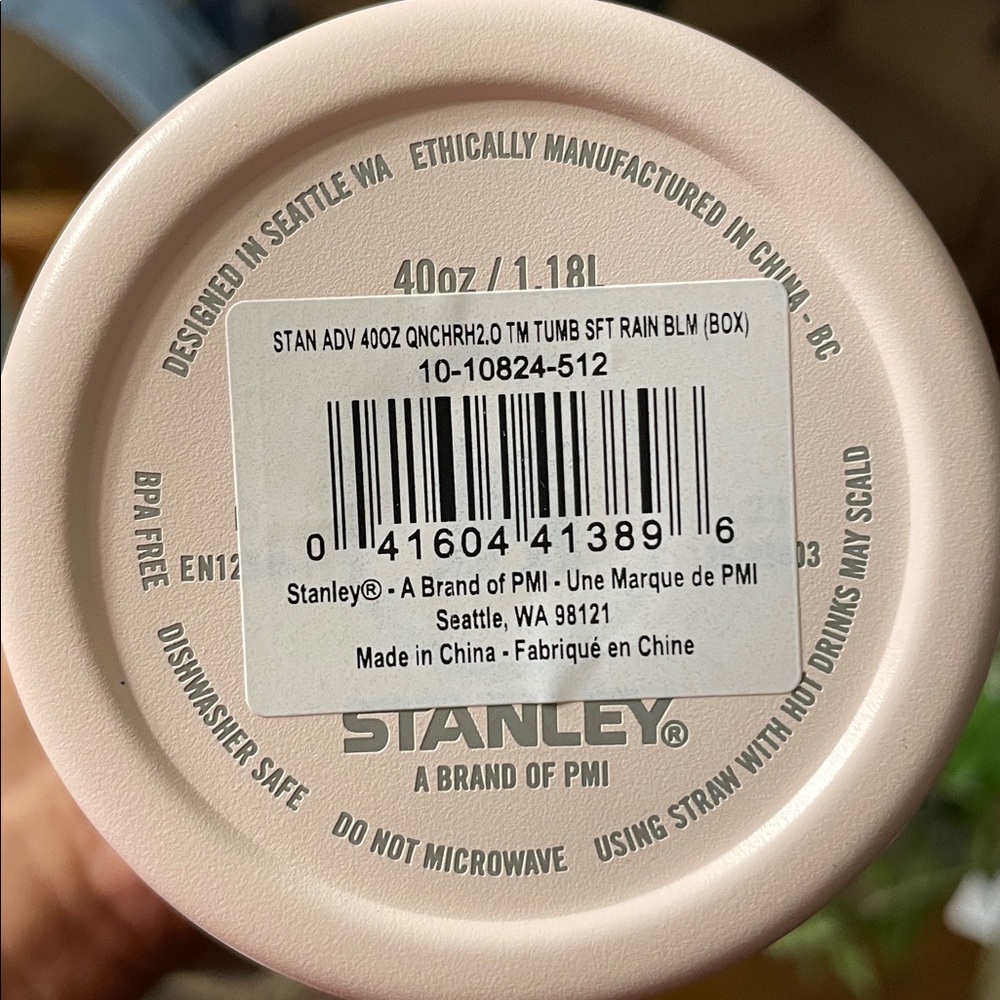 Mint and Bloom soft rain 40 ounce Stanley Quenchers - Picture 7 of 8